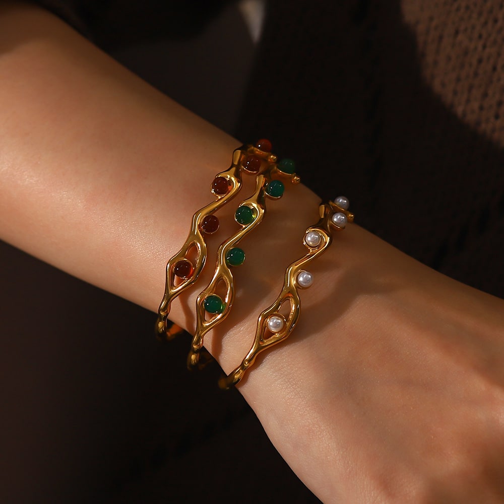 what bracelets are trending