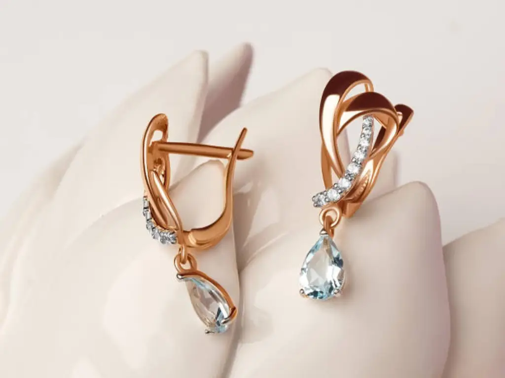 fashion earrings