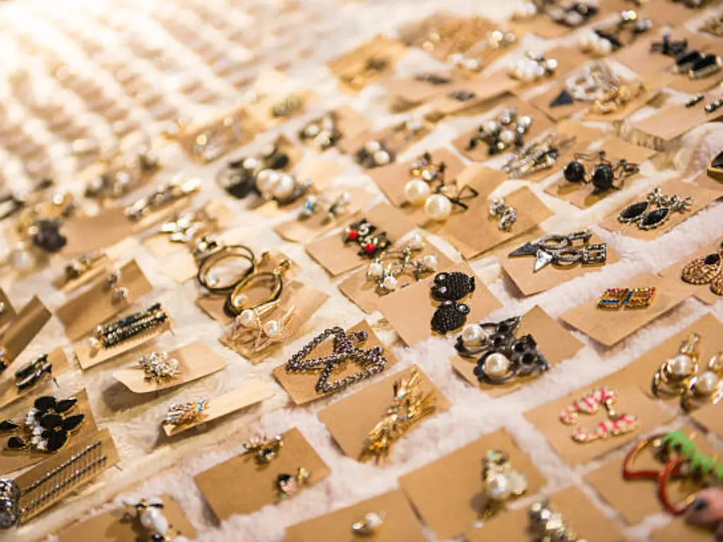 jewelry store