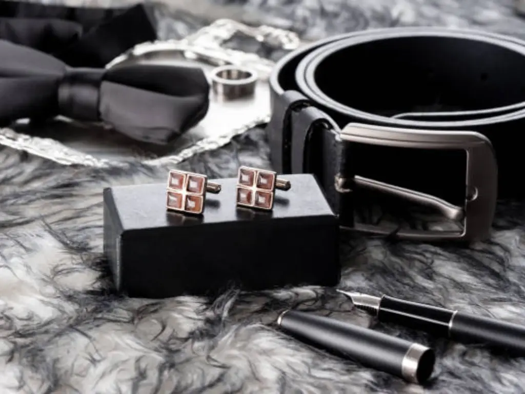 what is men’s jewelry fashion