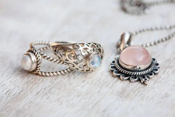 https://azonejewelry.com/wp-content/uploads/2026/07/does-925-sterling-silver-tarnish2.webp